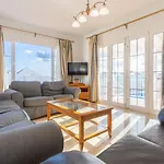 ヴィラ Adella ティアス